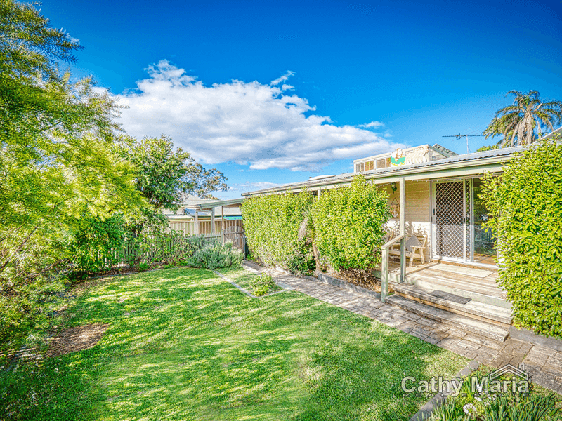 79 Campbell Parade, MANNERING PARK, NSW 2259