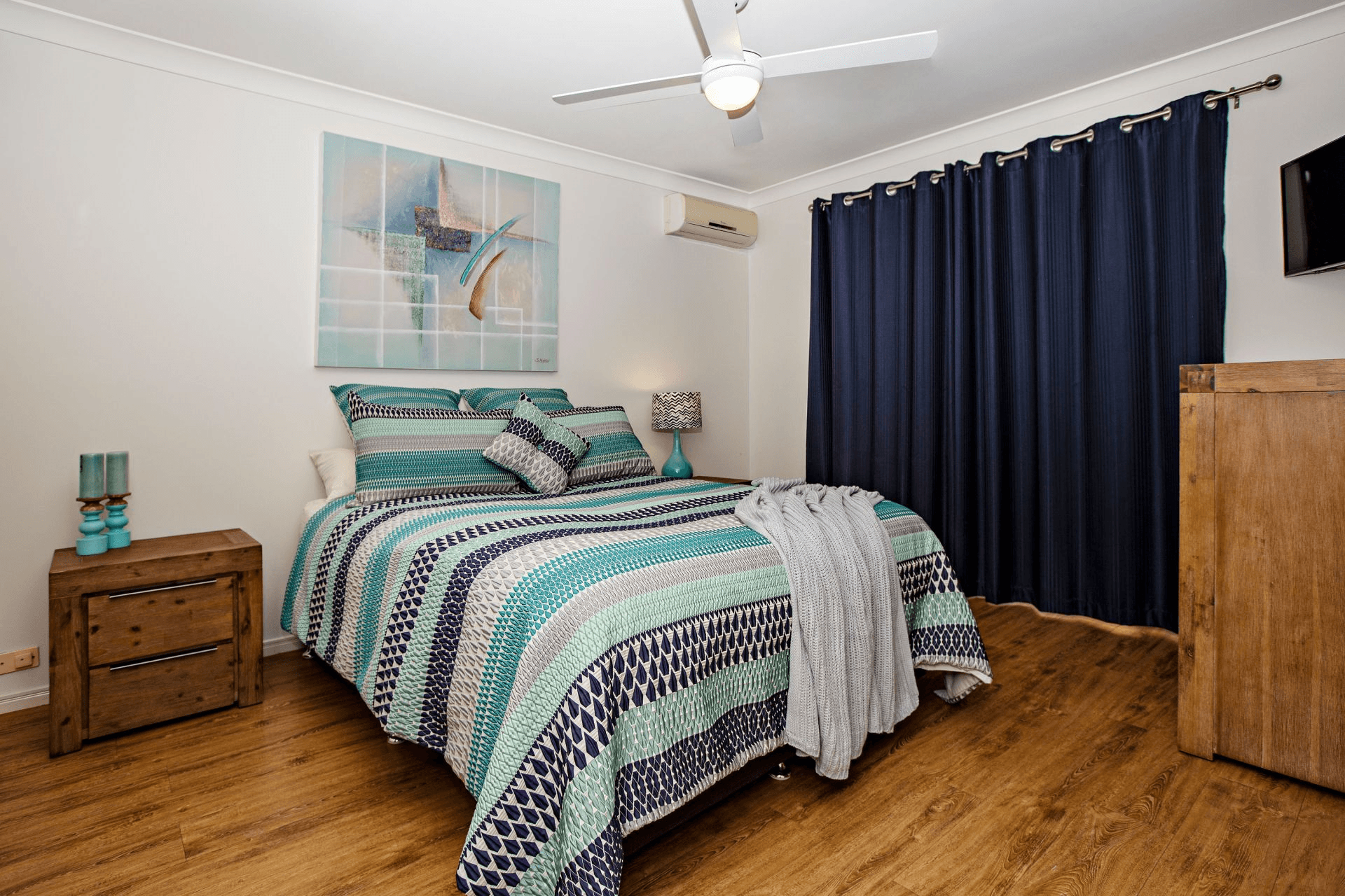 12 Howland Circuit, PACIFIC PINES, QLD 4211