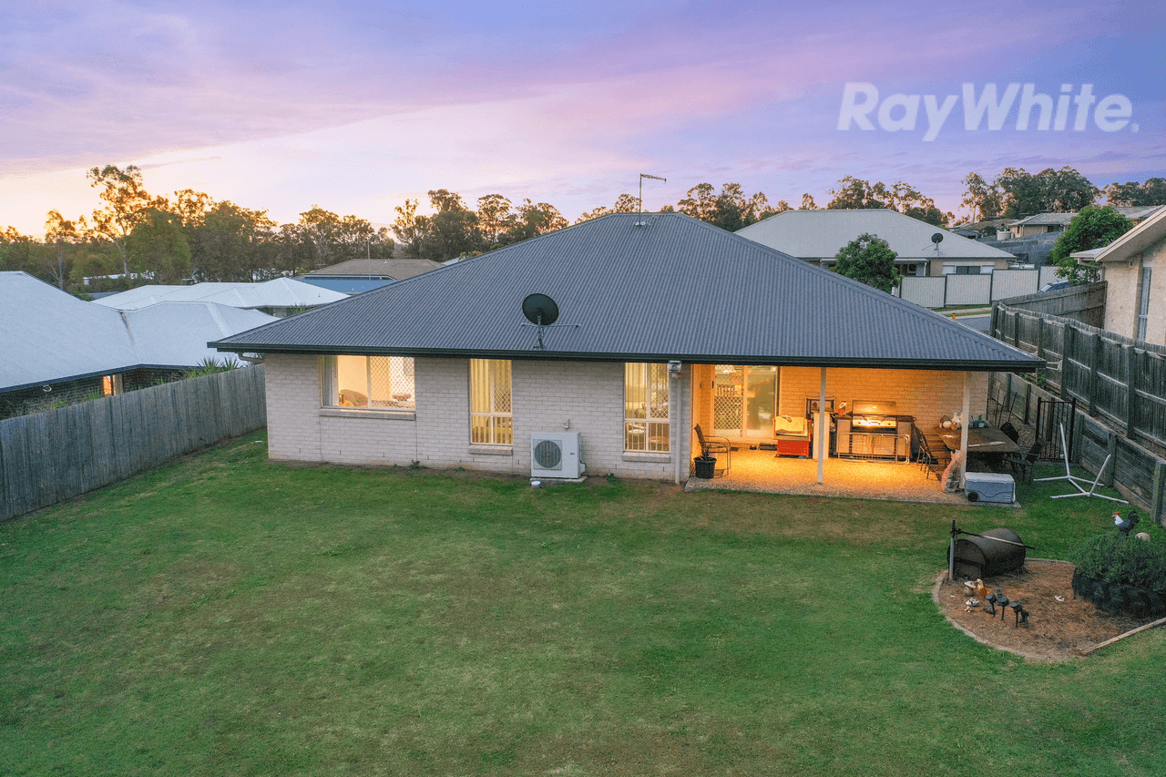 10 Nuala Street, YAMANTO, QLD 4305