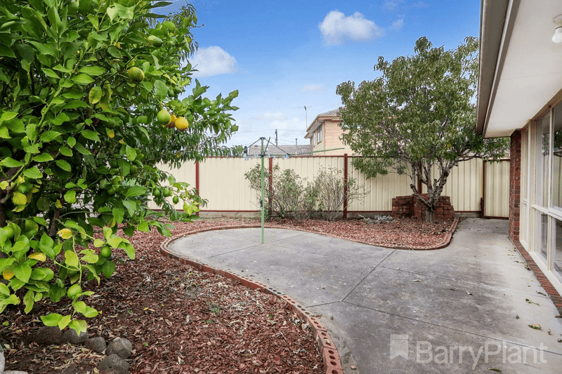 9 Columbia Close, Tullamarine, VIC 3043