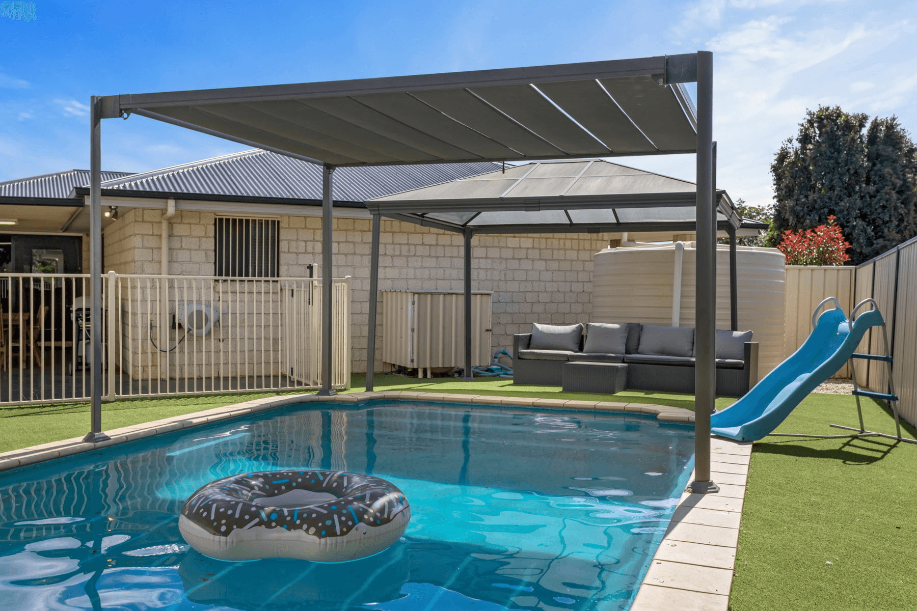 8 Shelley Court, WESTBROOK, QLD 4350