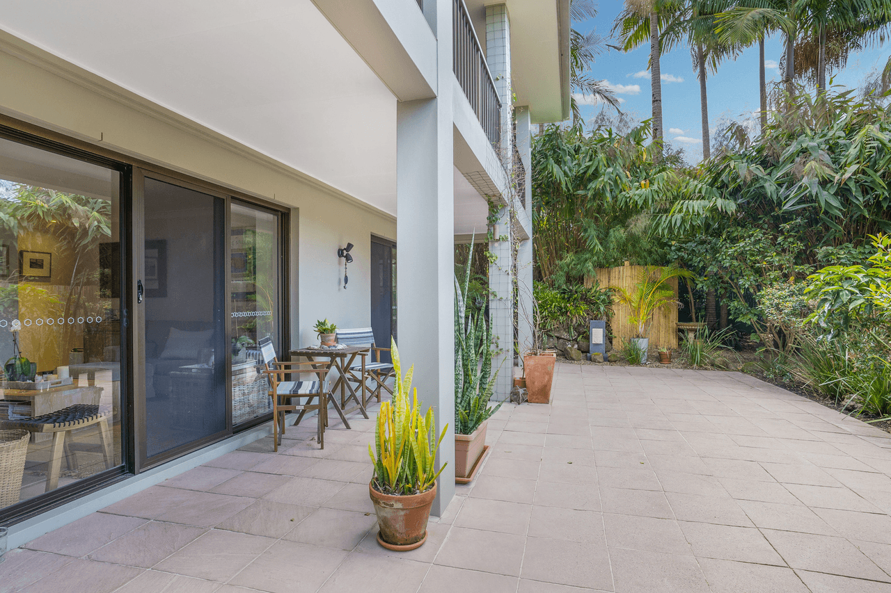 19 Yamble Drive, OCEAN SHORES, NSW 2483