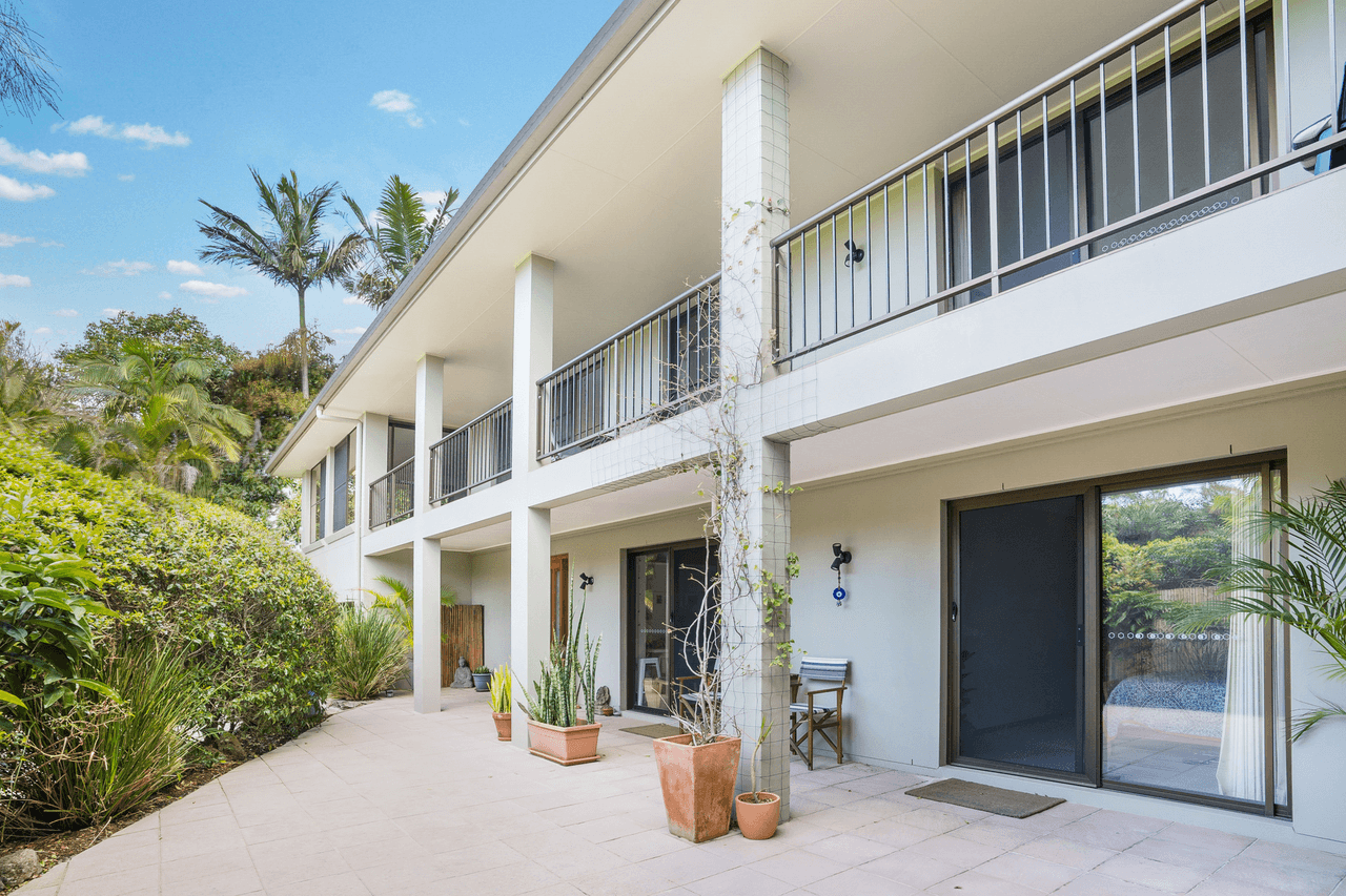 19 Yamble Drive, OCEAN SHORES, NSW 2483