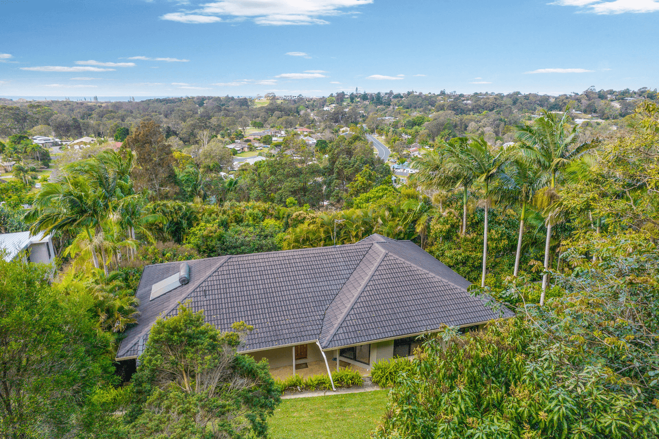 19 Yamble Drive, OCEAN SHORES, NSW 2483