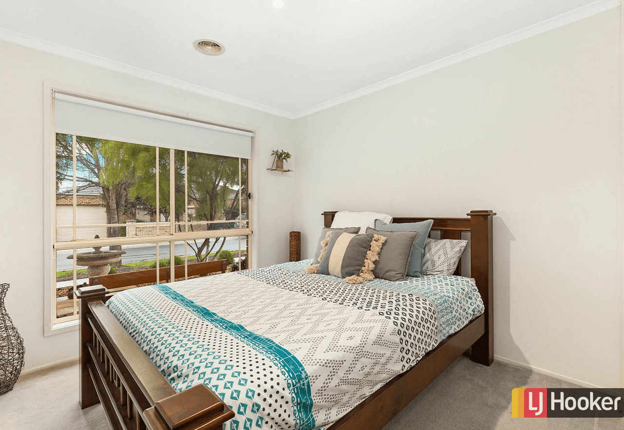 12 McLeod Court, WALLAN, VIC 3756