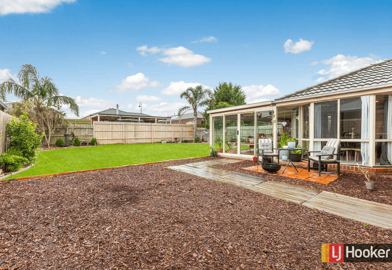 12 McLeod Court, WALLAN, VIC 3756