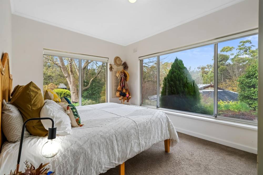 8 Somerset Road, Coromandel Valley, SA 5051
