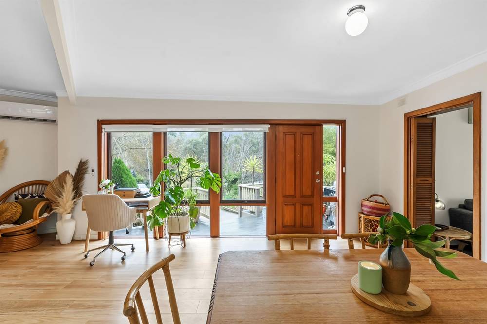 8 Somerset Road, Coromandel Valley, SA 5051