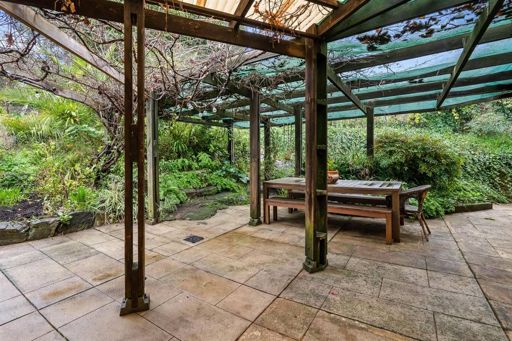 8 Somerset Road, Coromandel Valley, SA 5051