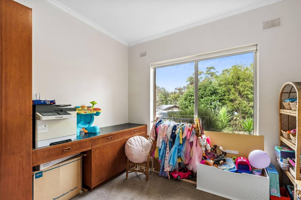 8 Somerset Road, Coromandel Valley, SA 5051