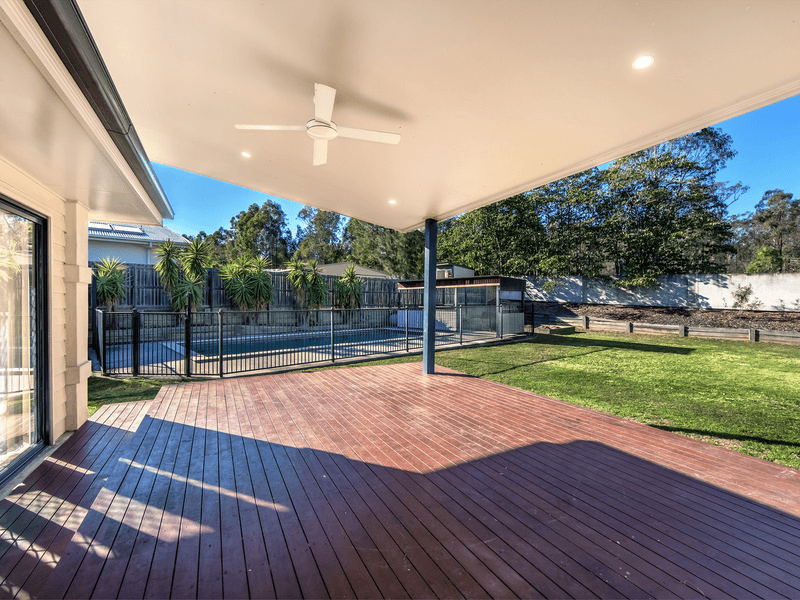 82 Kensington Drive, Flinders View, QLD 4305