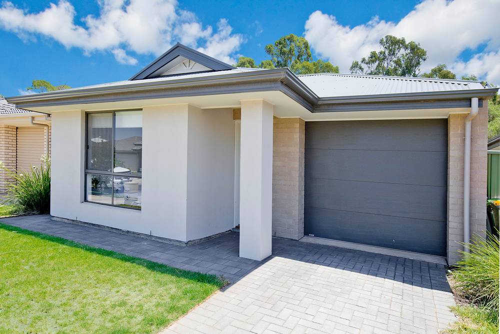 9 Riverwalk Place, Parafield Gardens, SA 5107