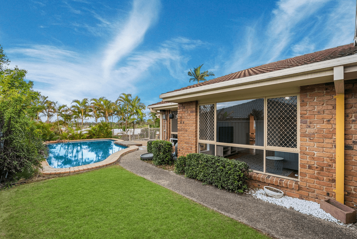 10 Edwards Drive, Albany Creek, QLD 4035