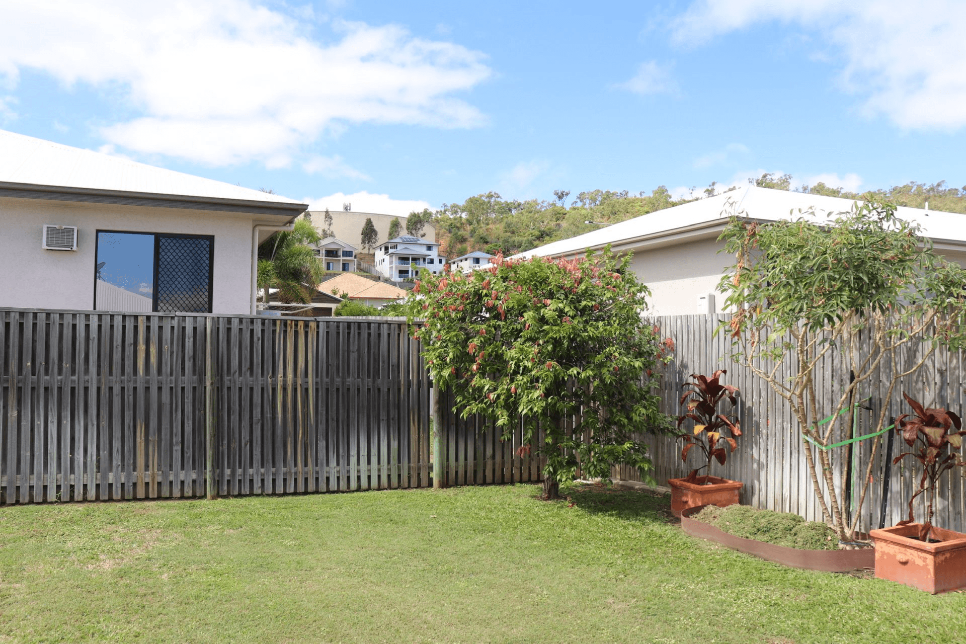 88 Klewarra Boulevard, DOUGLAS, QLD 4814