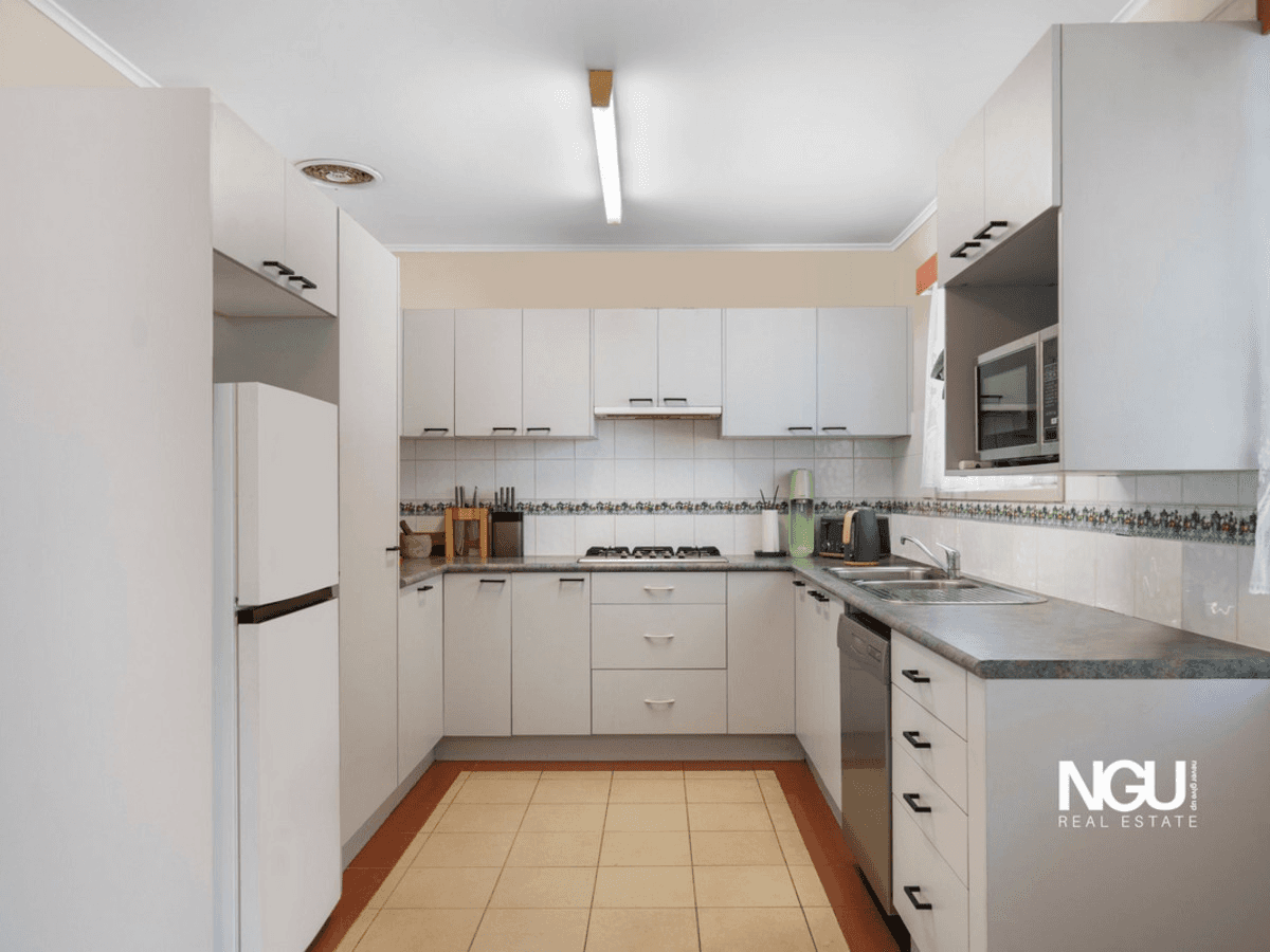 34 Tessman Street, Riverview, QLD 4303