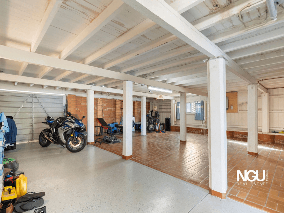 34 Tessman Street, Riverview, QLD 4303