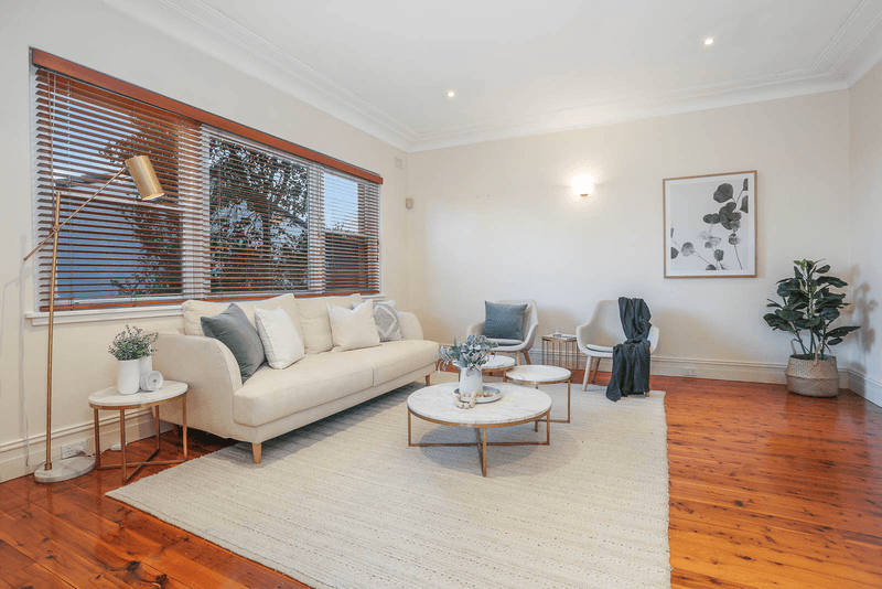 27 Victoria Avenue, MIDDLE COVE, NSW 2068