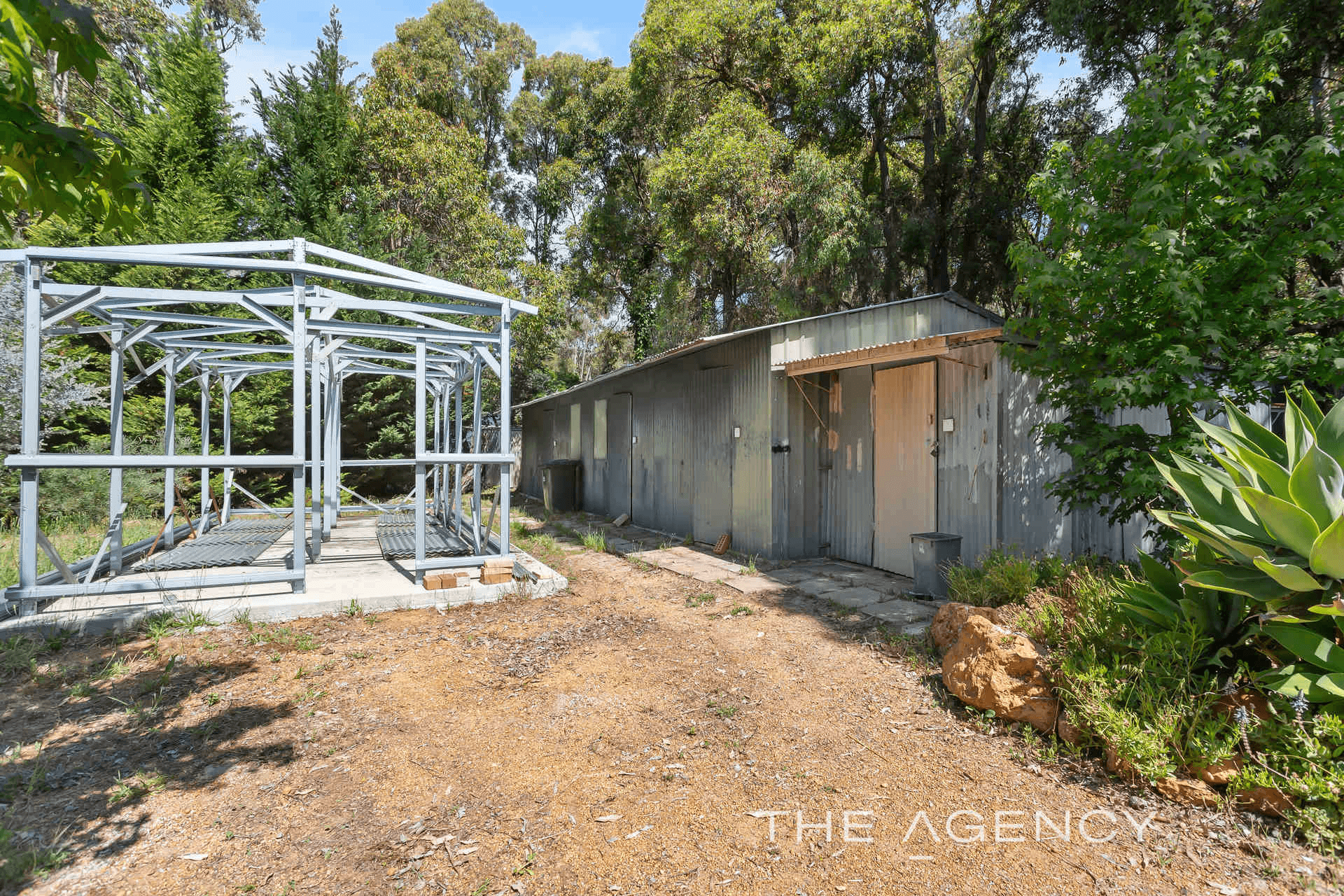 17 Vista Drive, Parkerville, WA 6081