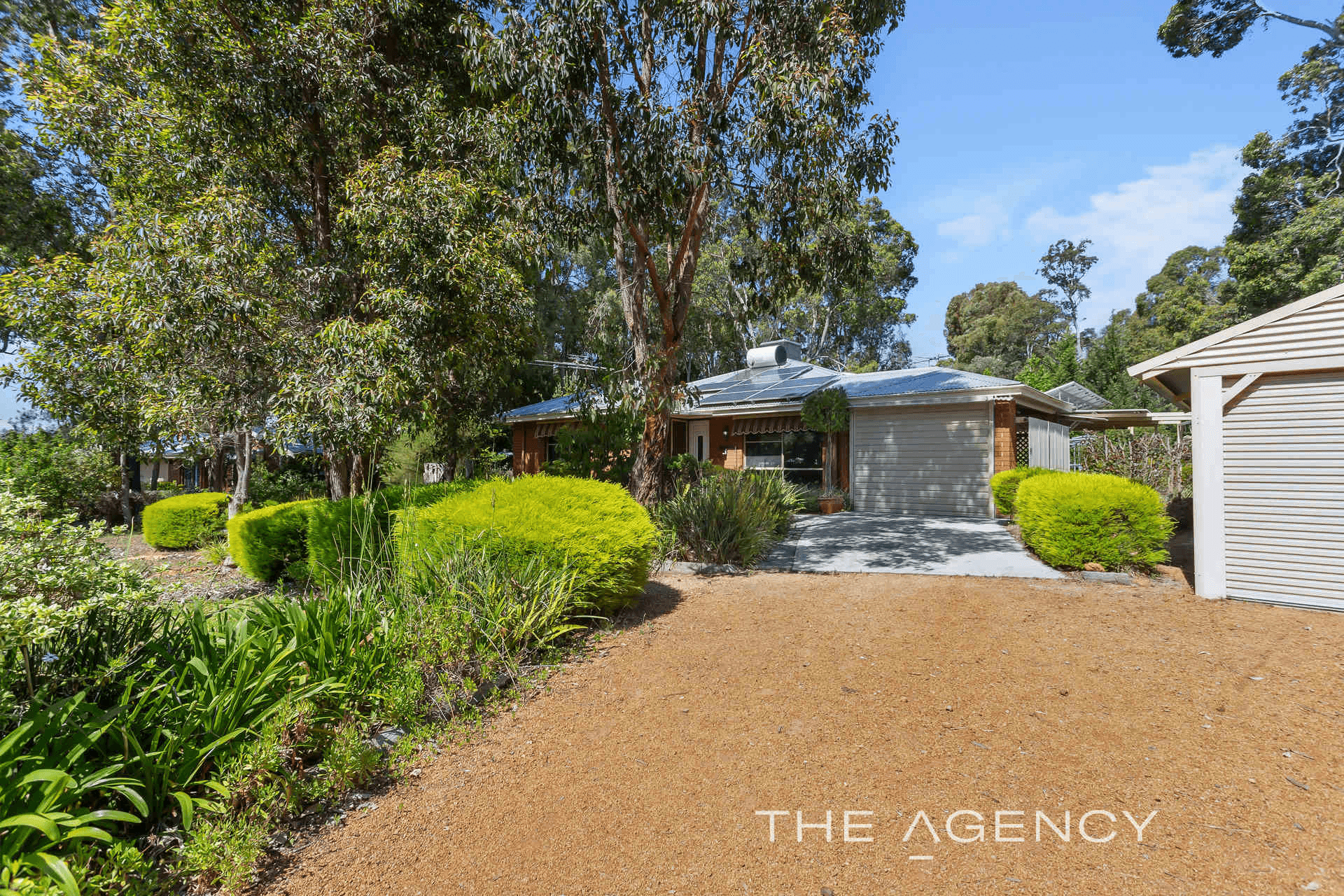 17 Vista Drive, Parkerville, WA 6081