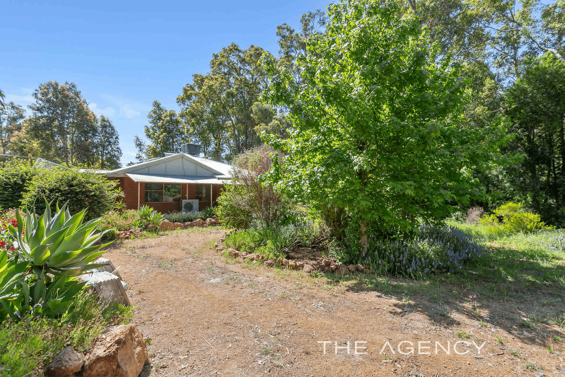 17 Vista Drive, Parkerville, WA 6081