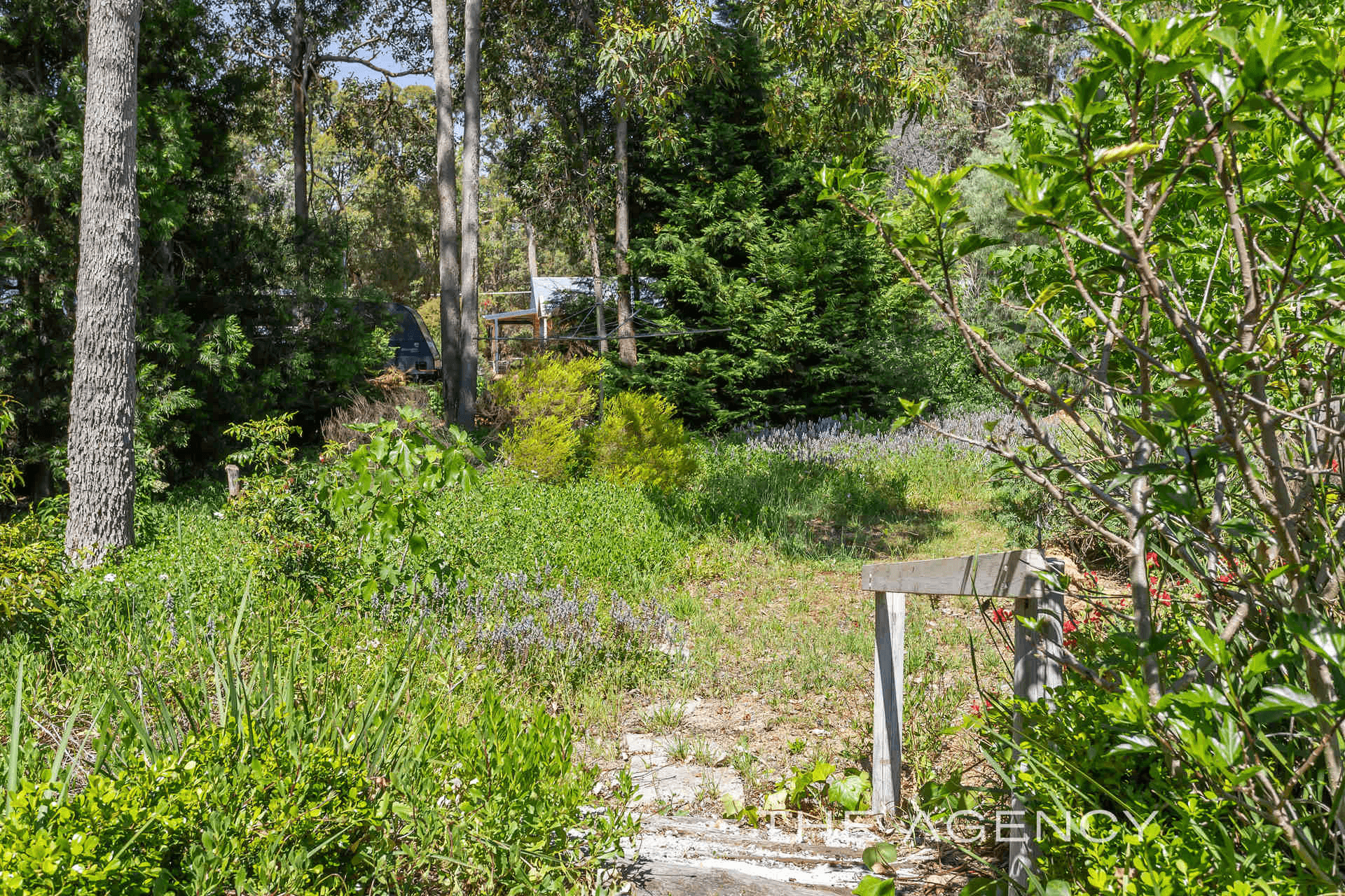 17 Vista Drive, Parkerville, WA 6081