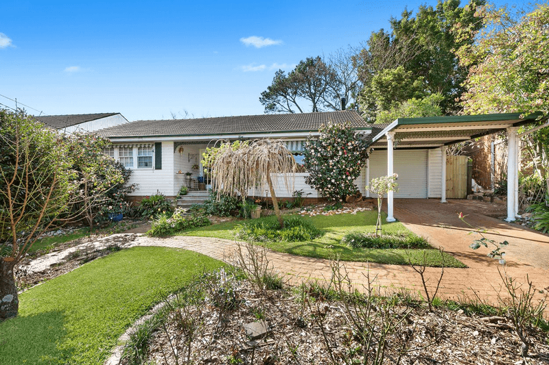 4 Cleary Avenue, Forestville, NSW 2087