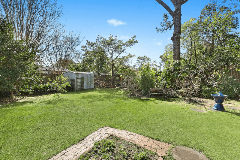 4 Cleary Avenue, Forestville, NSW 2087