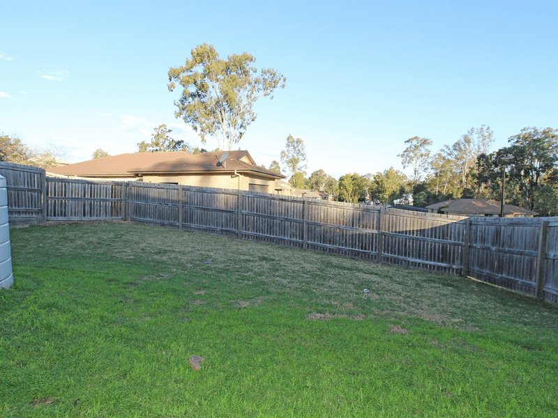 32 Drysdale Place, BRASSALL, QLD 4305