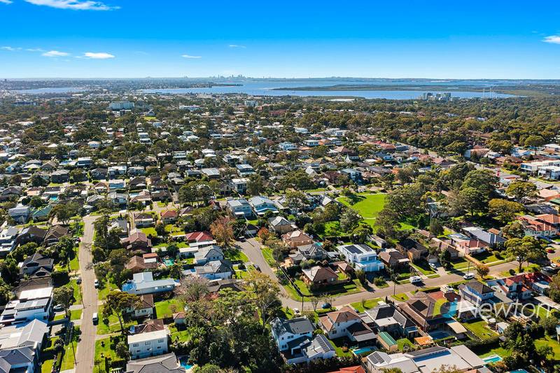 28 Yuruga Avenue, CARINGBAH SOUTH, NSW 2229