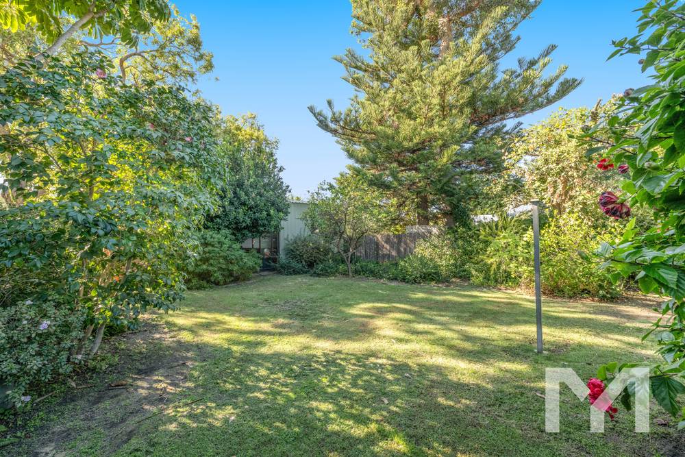 6 Linton Road, ATTADALE, WA 6156