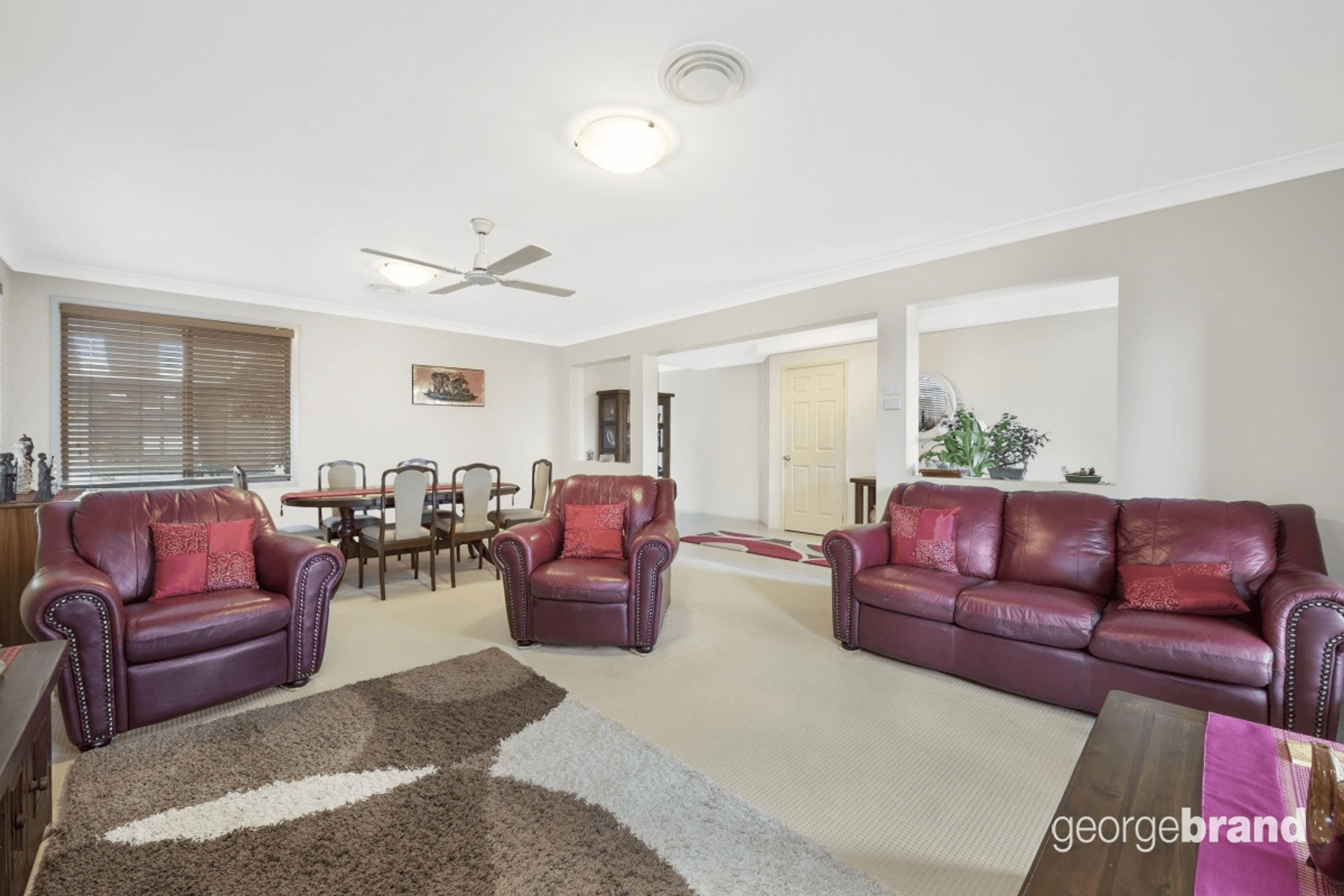 55 Waterside Drive, WOONGARRAH, NSW 2259