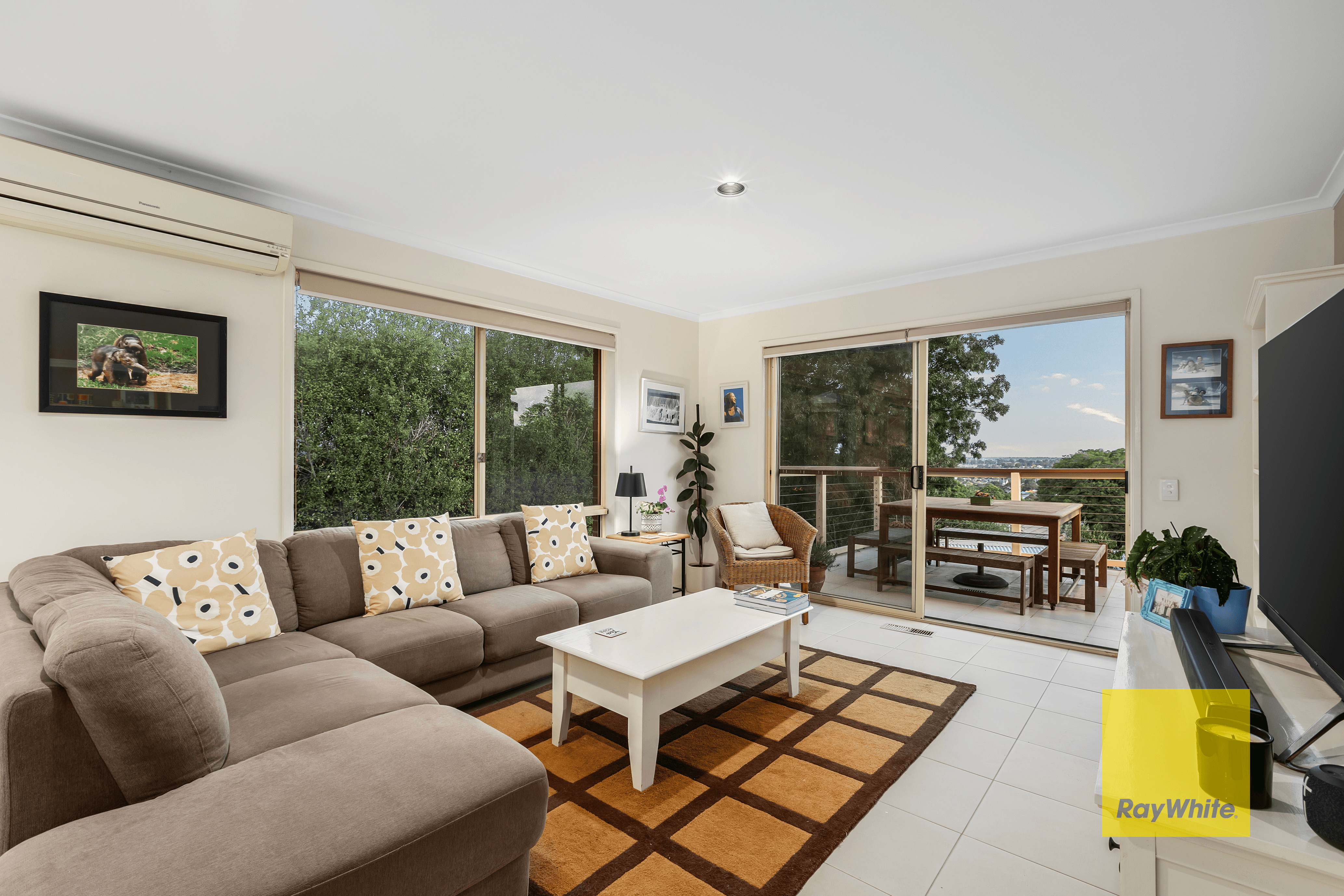 34 Lansbury Crescent, HIGHTON, VIC 3216