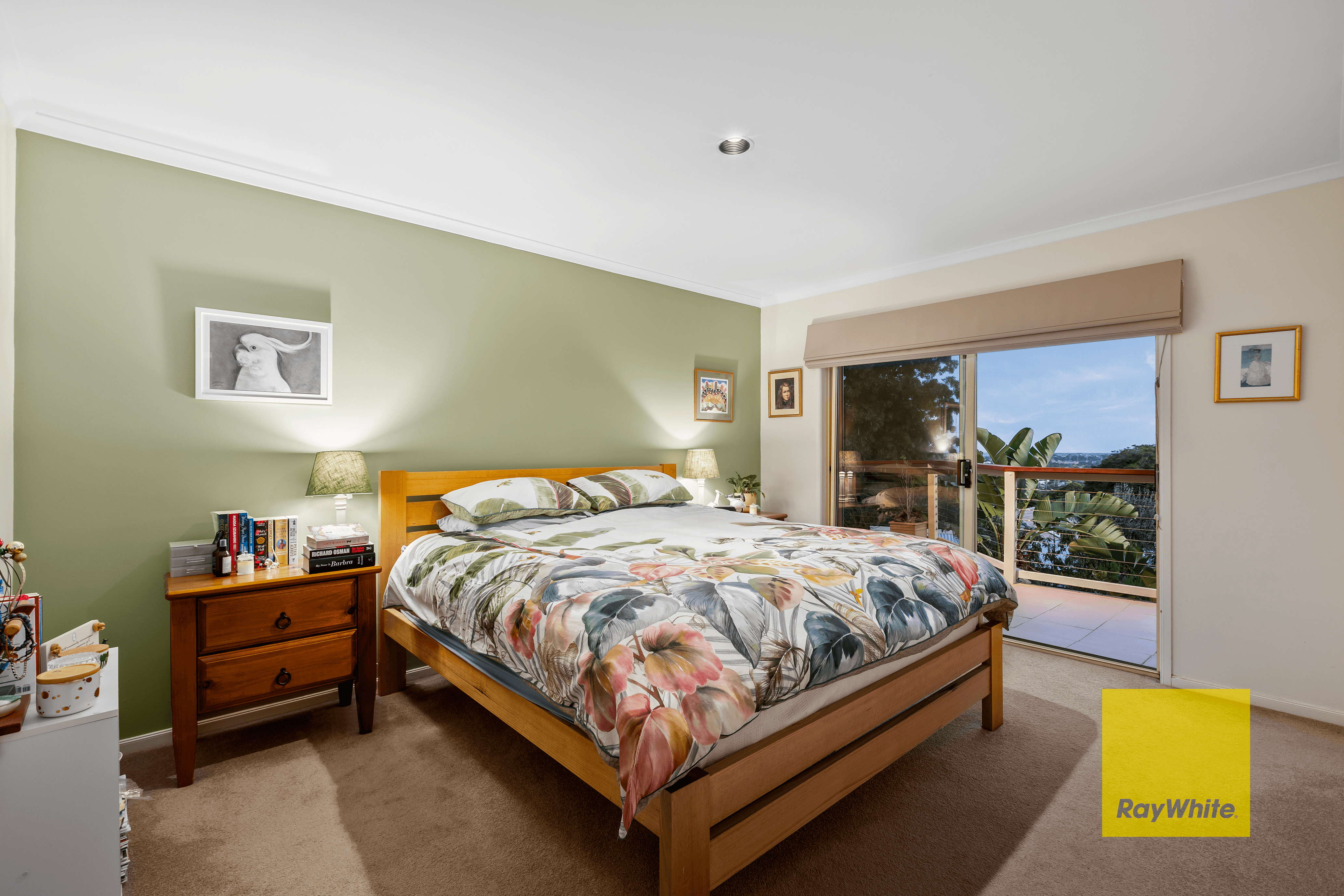 34 Lansbury Crescent, HIGHTON, VIC 3216
