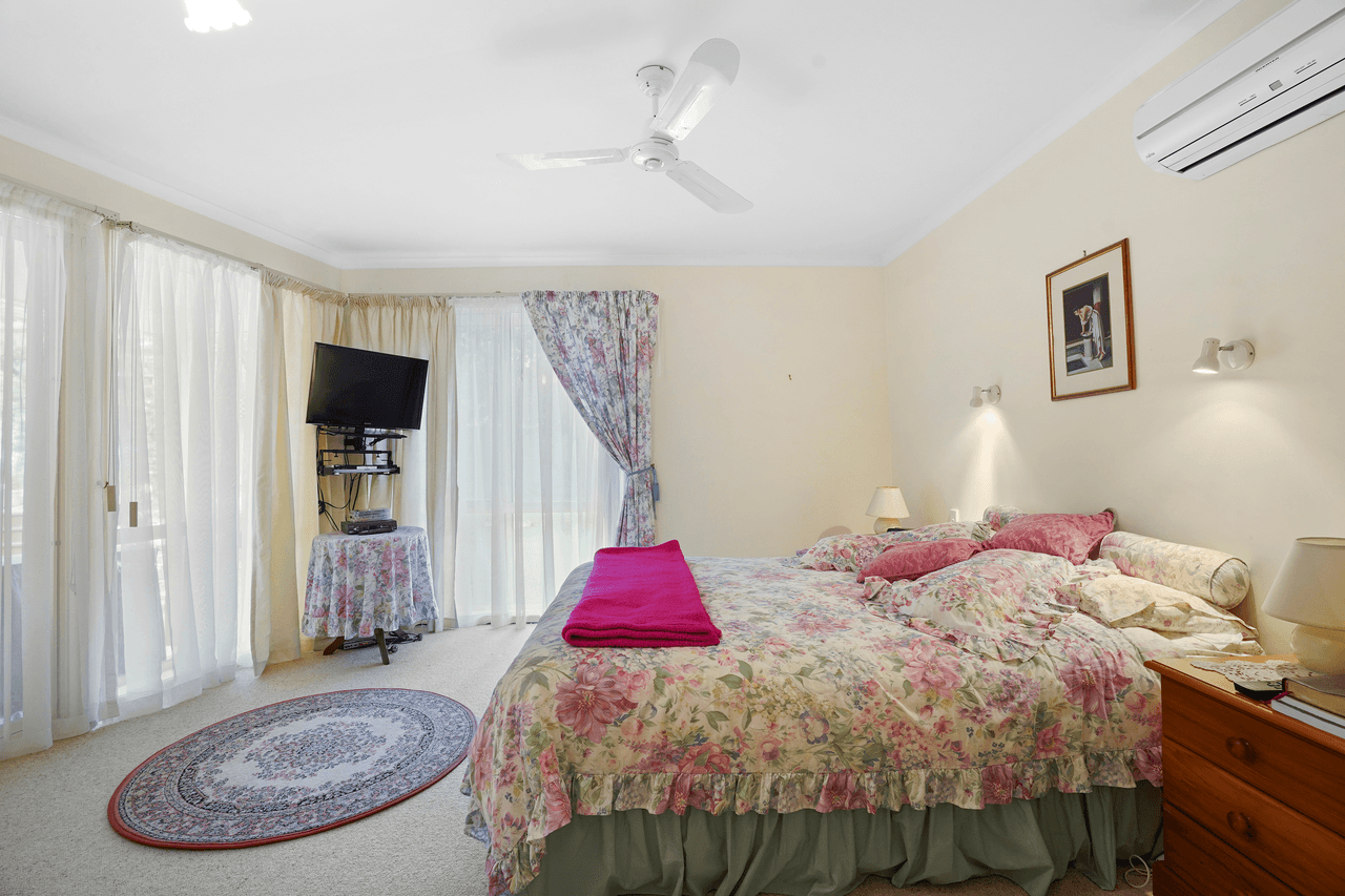 20 Kennedy Close, COORANBONG, NSW 2265