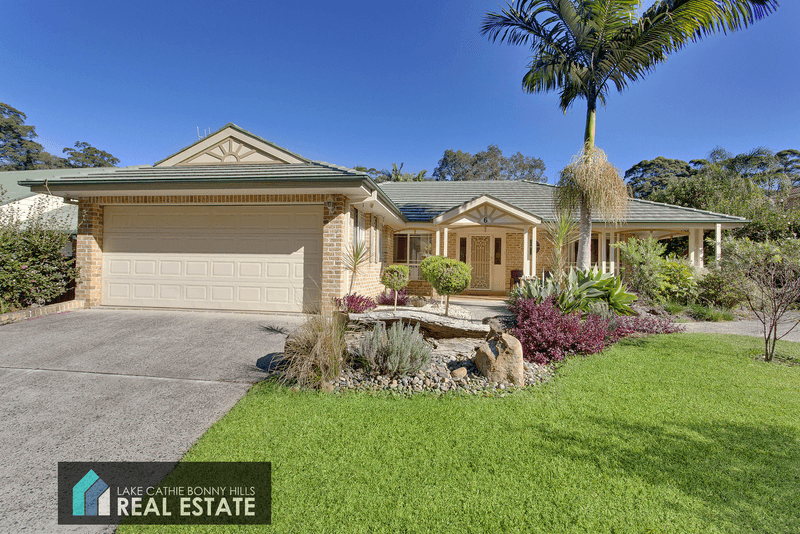 6 Seafront Cct, Bonny Hills, NSW 2445