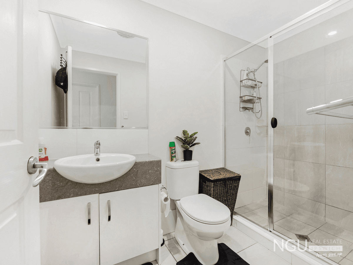 23 Saint Andrews Drive, Leichhardt, QLD 4305