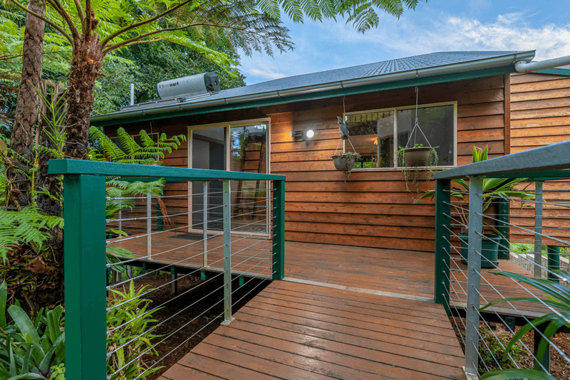 392 Mountain View Road, MALENY, QLD 4552