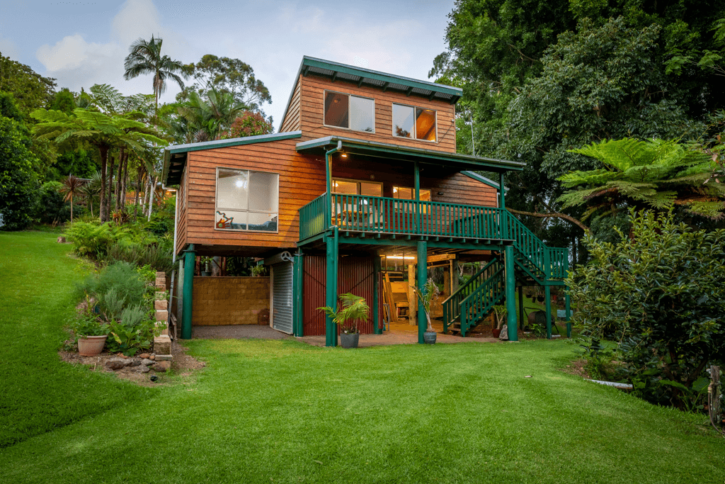 392 Mountain View Road, MALENY, QLD 4552