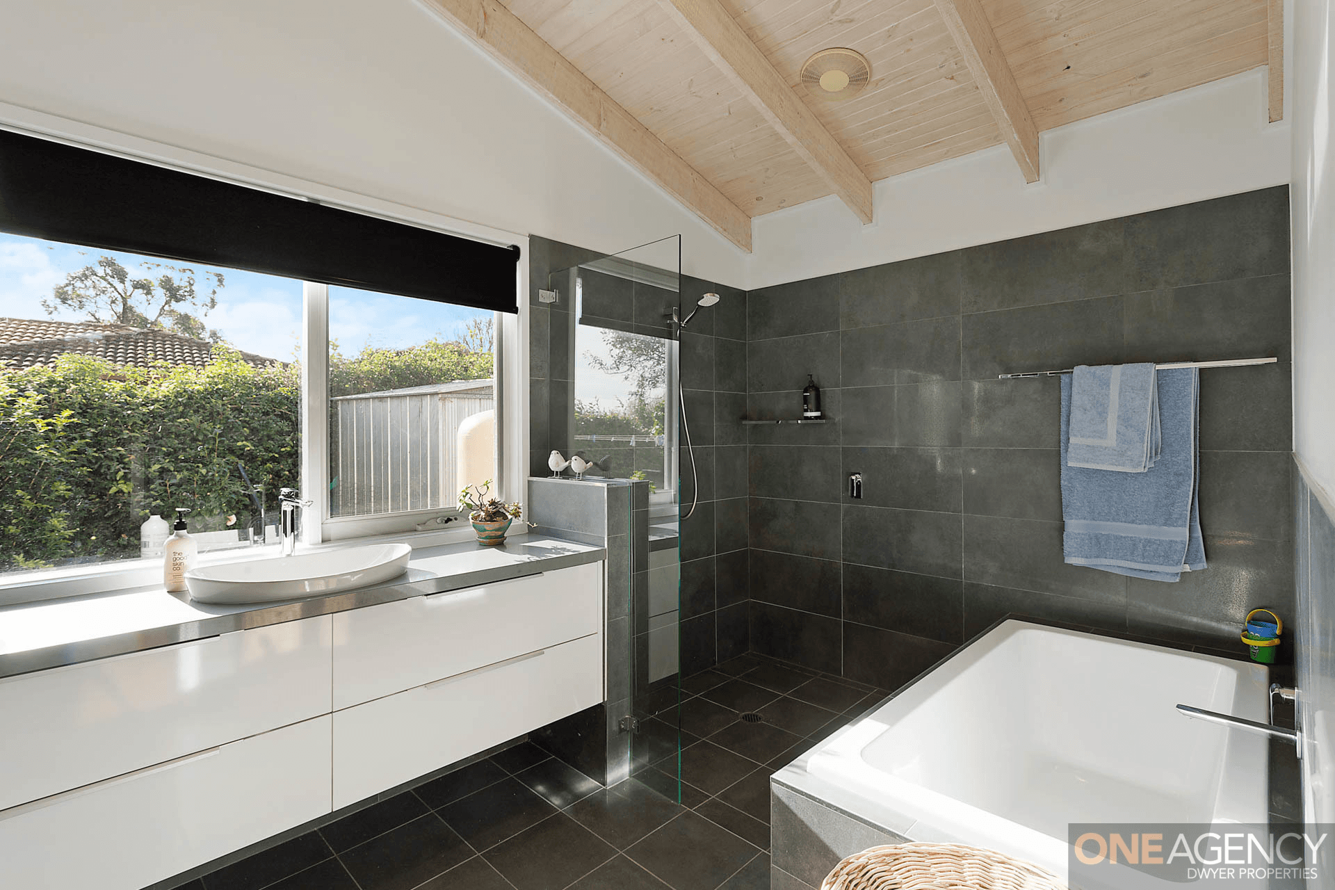 15 Lakewood Drive, Merimbula, NSW 2548