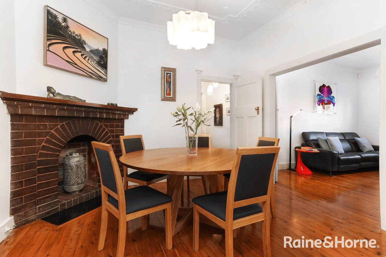 20 Willunga Avenue, EARLWOOD, NSW 2206