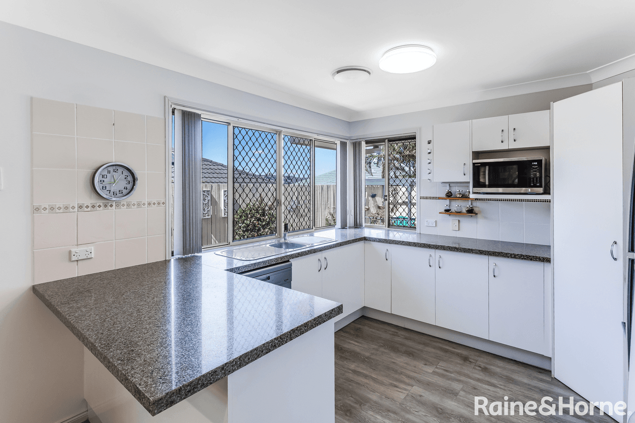 25 Mowbray Court, KALLANGUR, QLD 4503