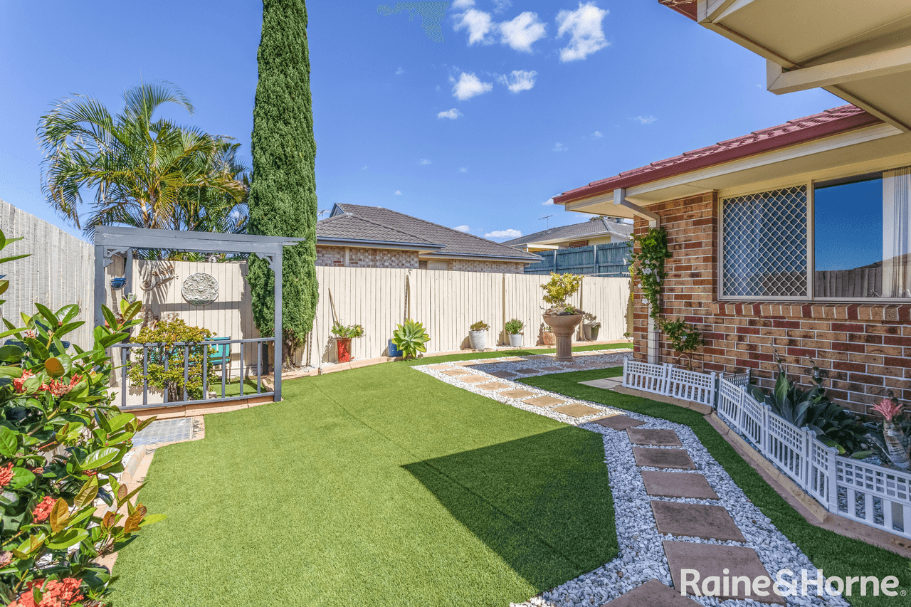 25 Mowbray Court, KALLANGUR, QLD 4503