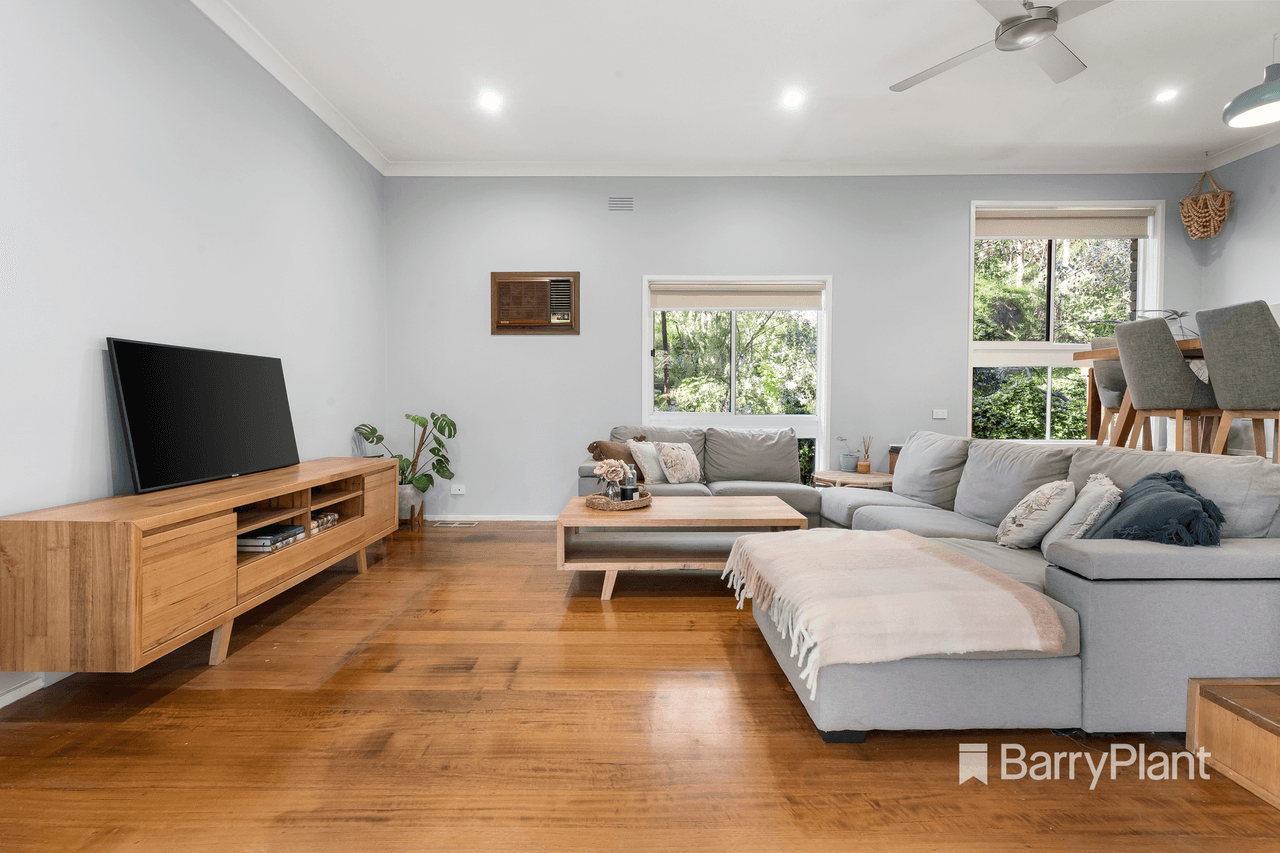 61 Taylor Road, Hurstbridge, VIC 3099