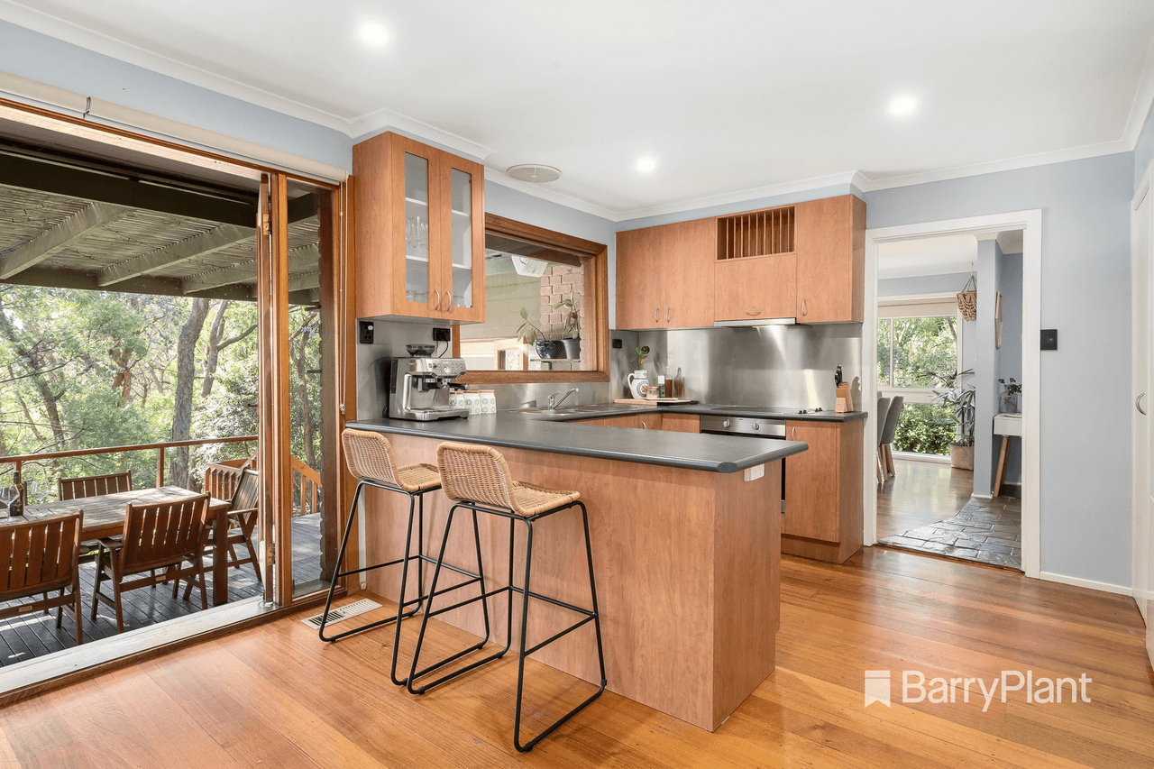 61 Taylor Road, Hurstbridge, VIC 3099