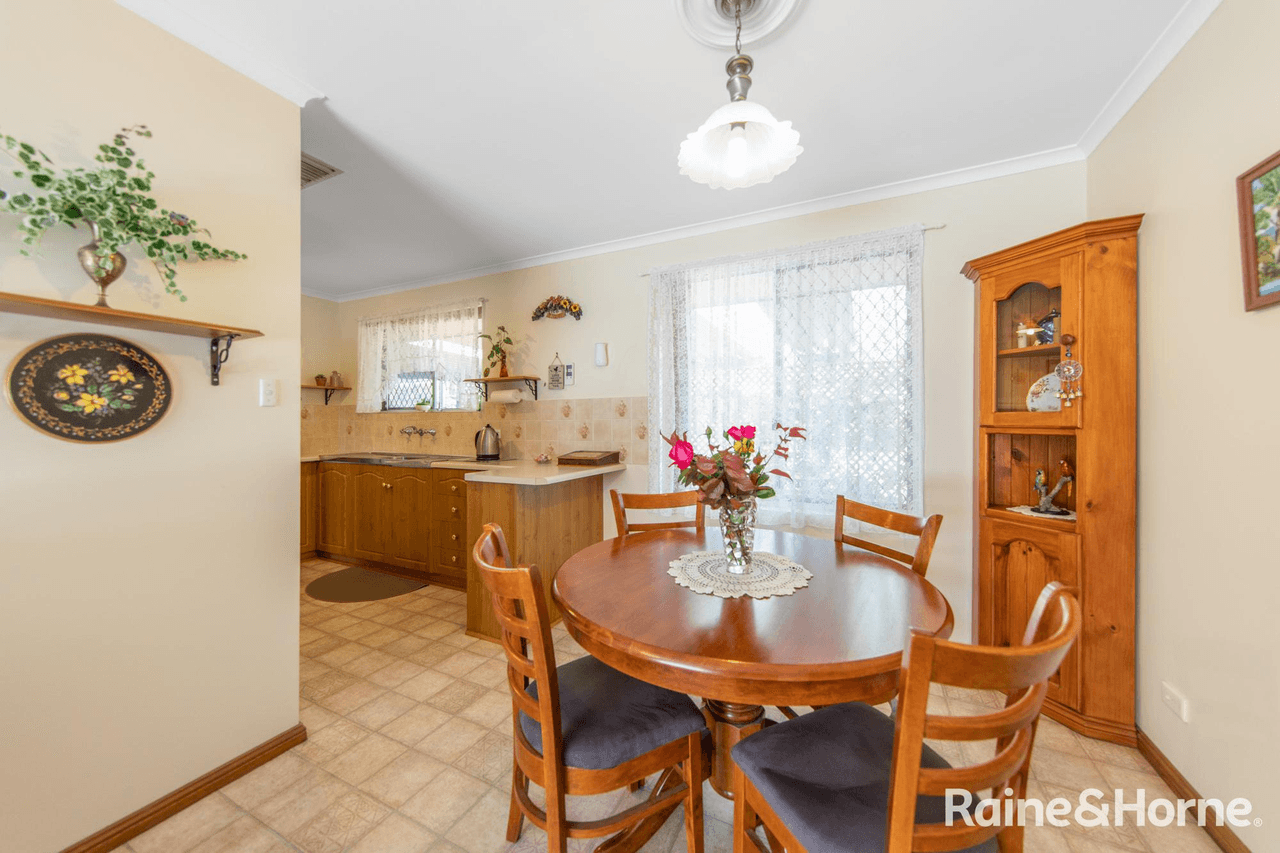 16 Macdonald Road, CHRISTIE DOWNS, SA 5164