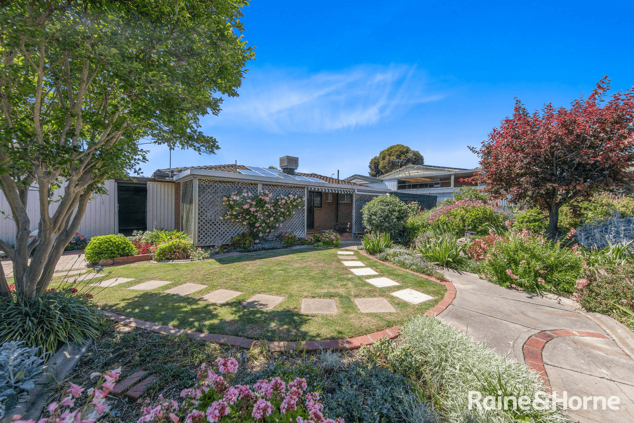 16 Macdonald Road, CHRISTIE DOWNS, SA 5164