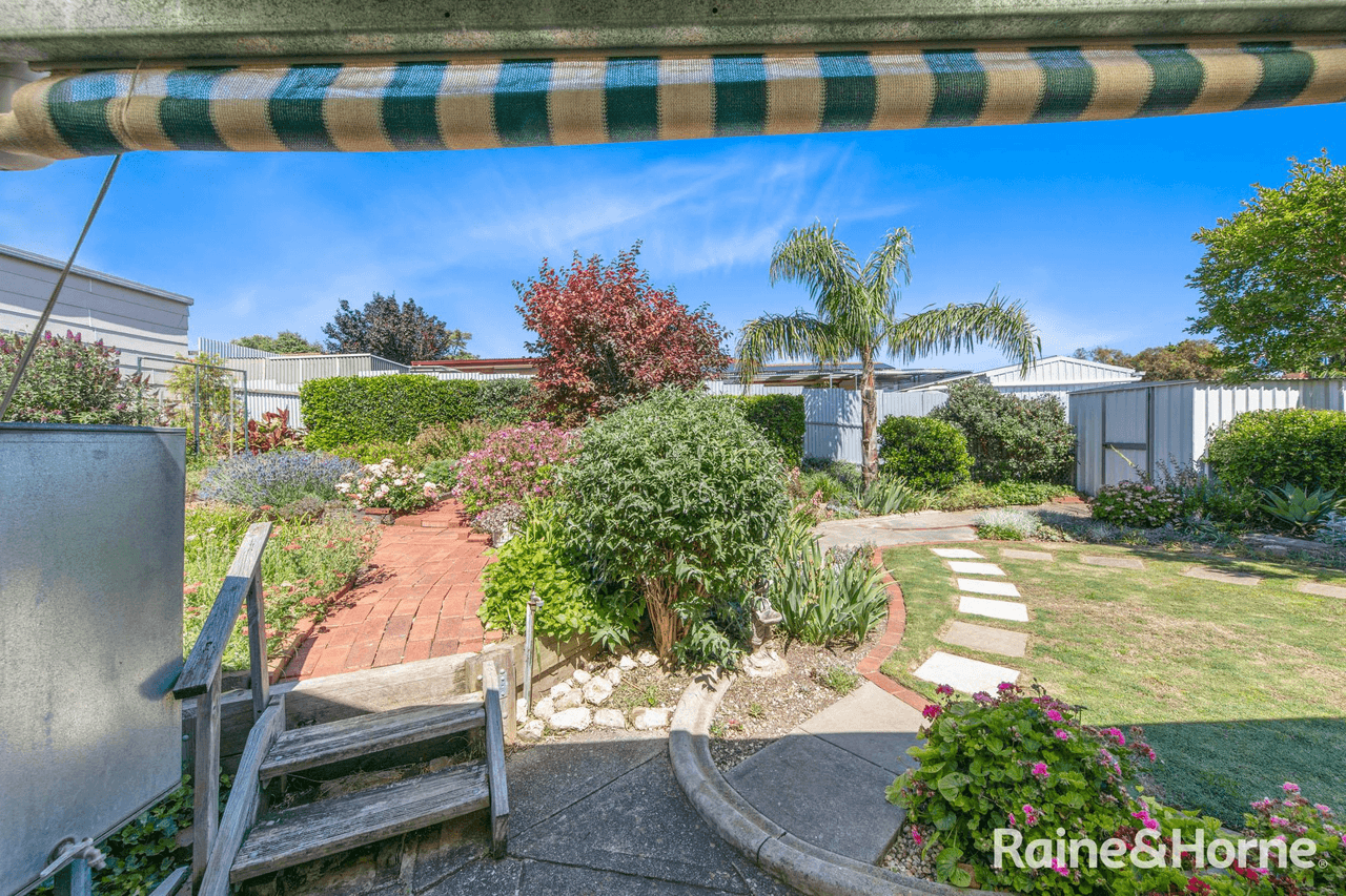 16 Macdonald Road, CHRISTIE DOWNS, SA 5164