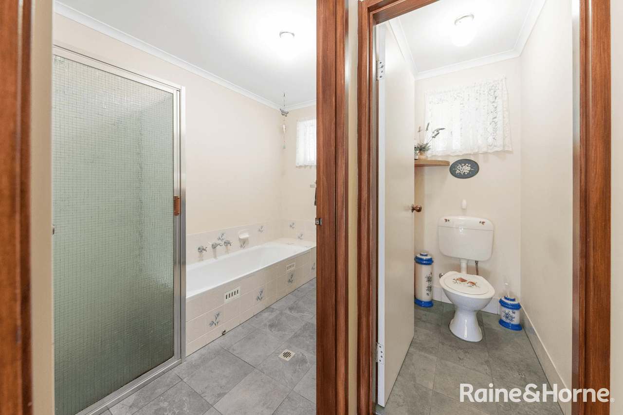 16 Macdonald Road, CHRISTIE DOWNS, SA 5164