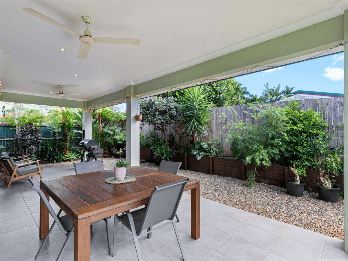 26 Perseverance St, Redlynch, QLD 4870