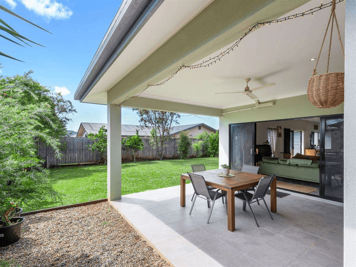 26 Perseverance St, Redlynch, QLD 4870